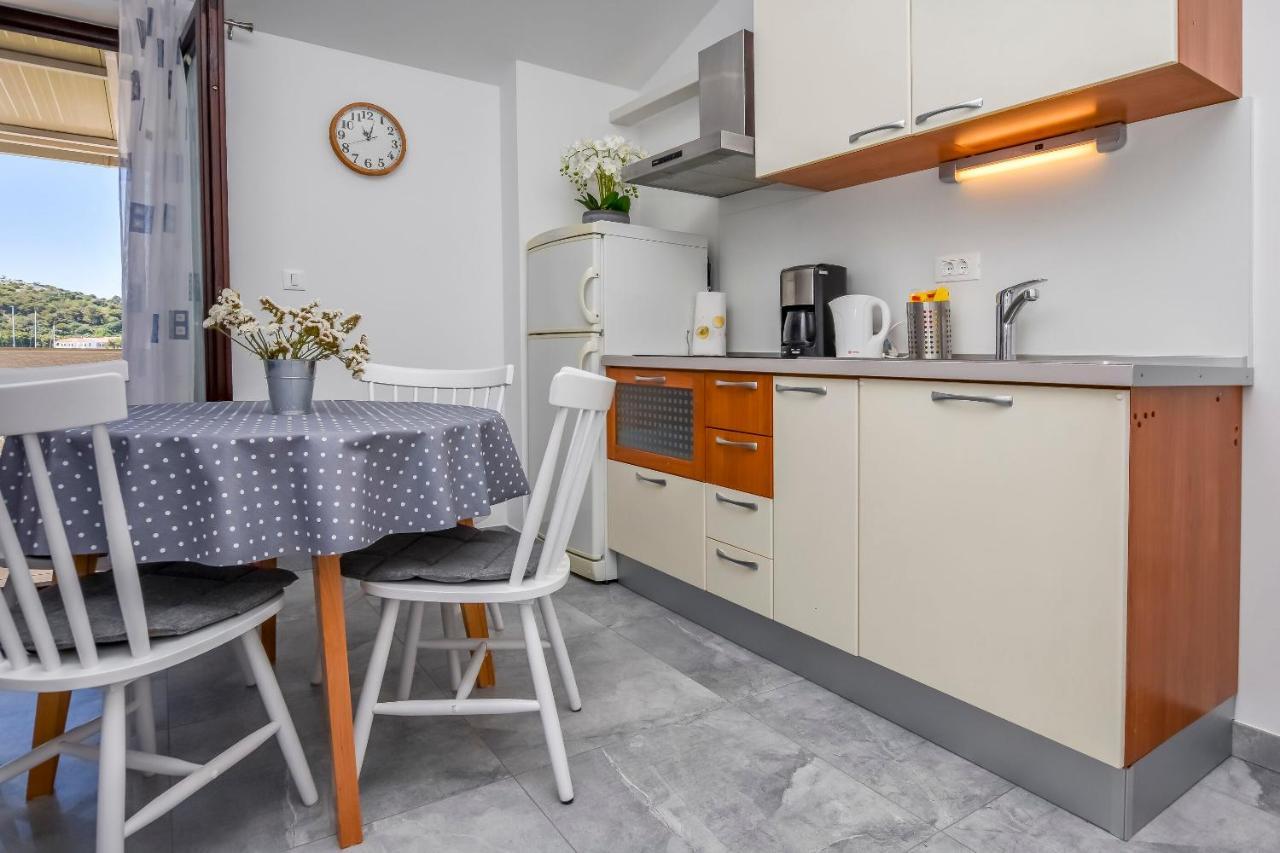 Apartments Sime Rogoznica  Kültér fotó