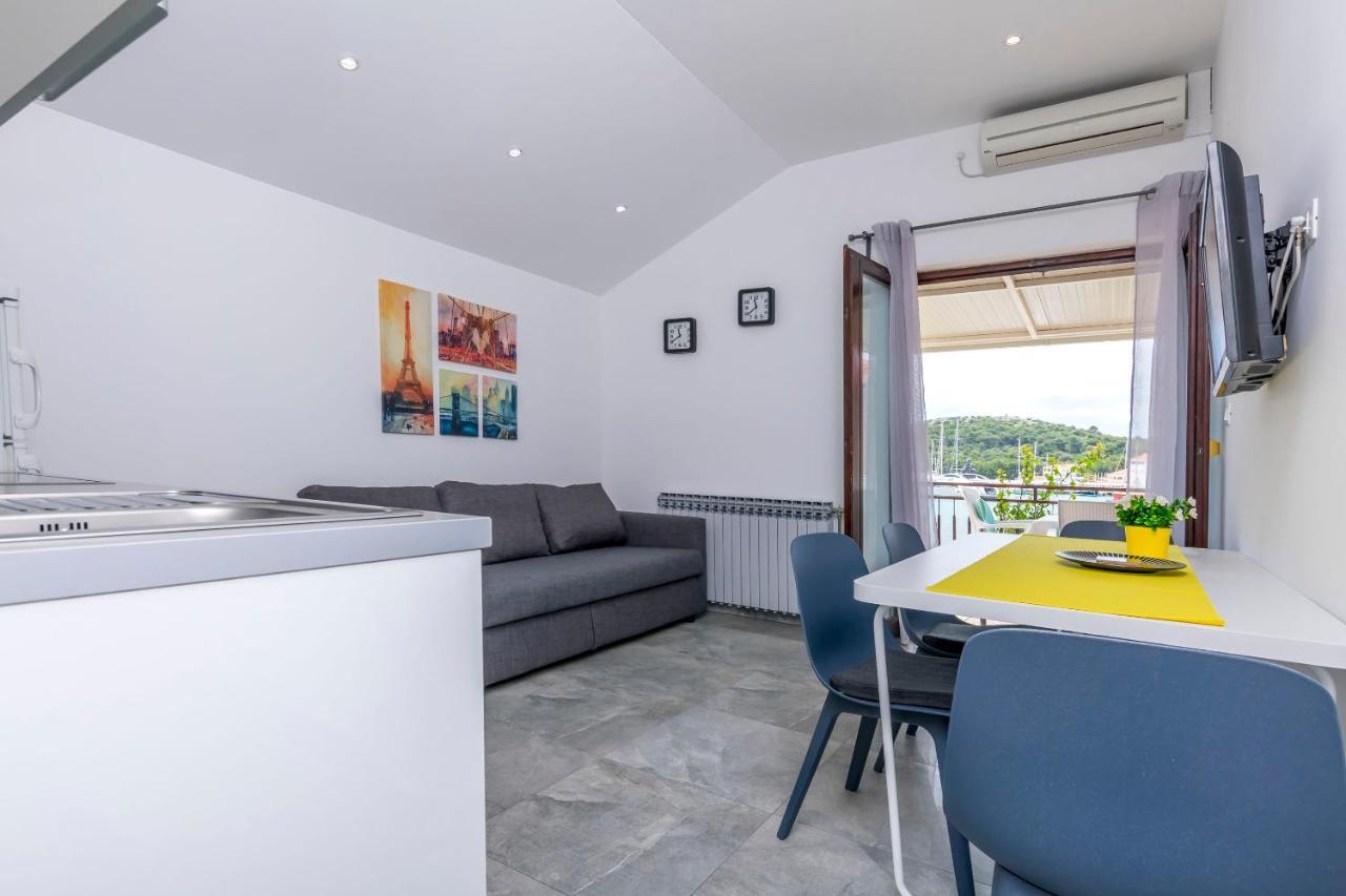 Apartments Sime Rogoznica  Kültér fotó