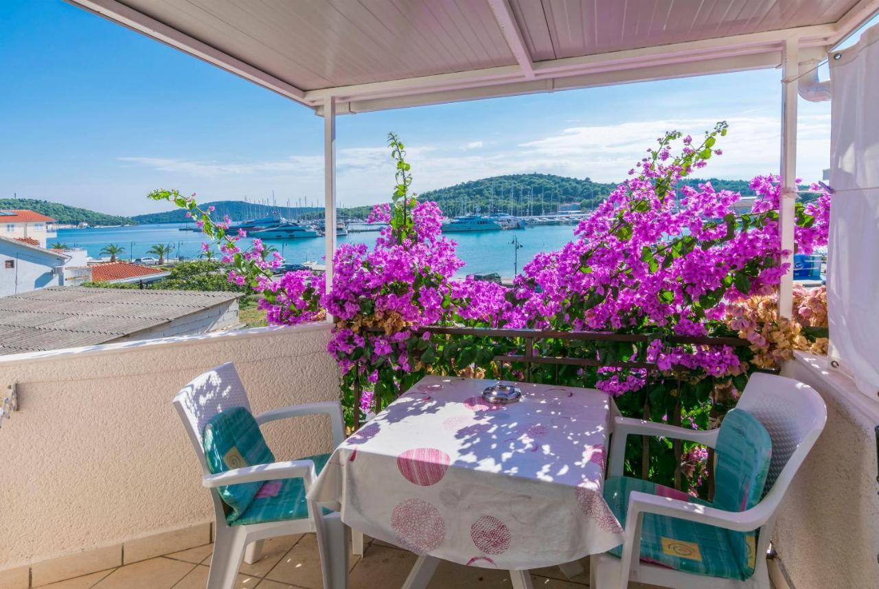 Apartments Sime Rogoznica  Kültér fotó